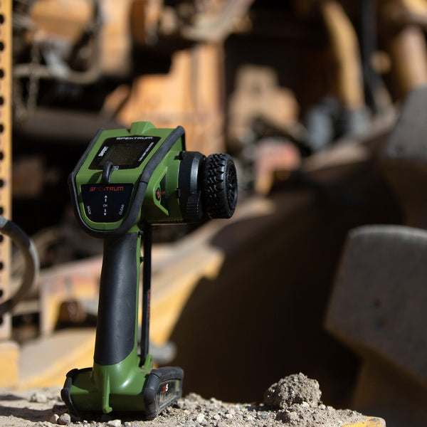 Spektrum DX5 Rugged 5-Channel DSMR Transmitter Only, Green