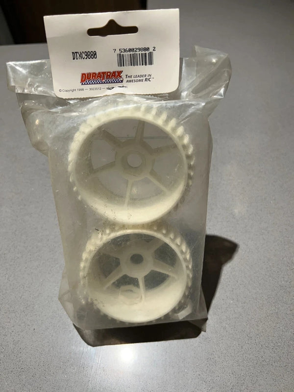 DuraTrax Wheel White 6-Spoke (2)