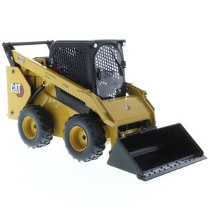 DieCast Masters 1/16 Scale CAT 272D2 Skid Steer Loader